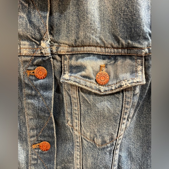 Madewell Distressed Jean Jacket - Picture 5 of 6